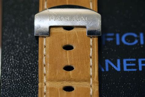 Pimlico's Gen vs. Rep Panerai Deployant Buckle Guide }=